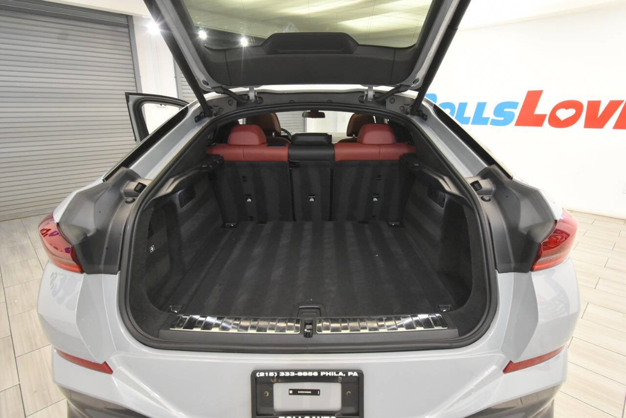 Used 2025 BMW X6 xDrive40i w/ Climate Comfort Package image 45