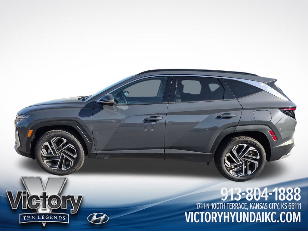 Used 2025 Hyundai Tucson Limited AWD/4WD image 2