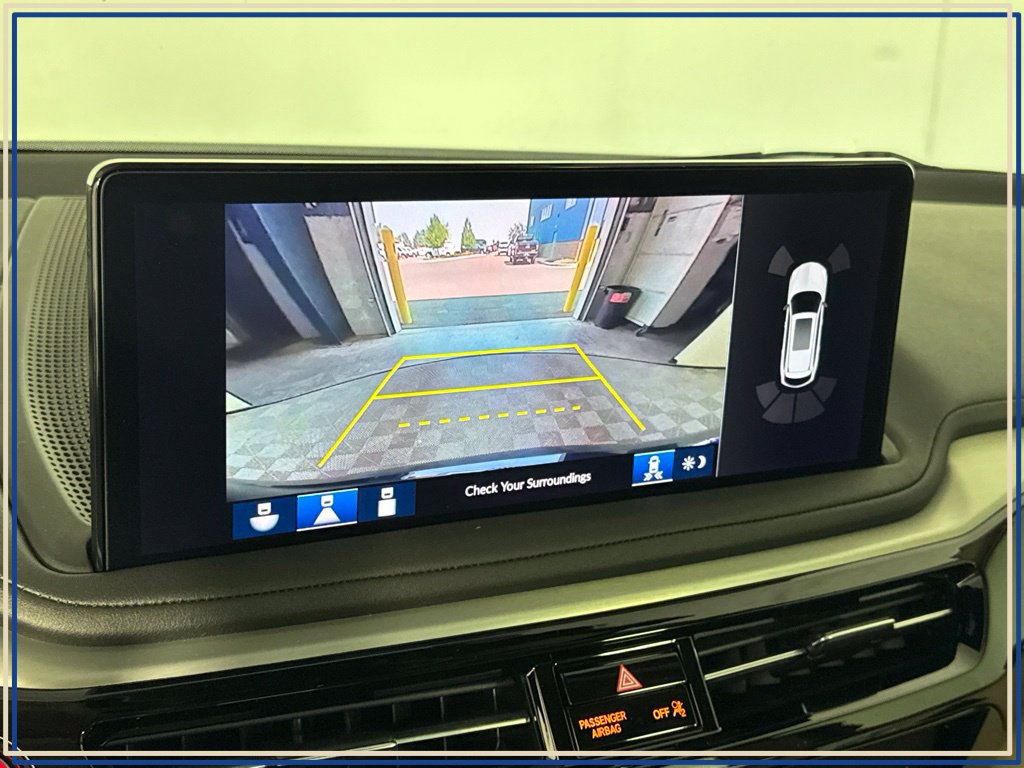 Used 2025 Acura MDX w/ Technology Package FWD image 18