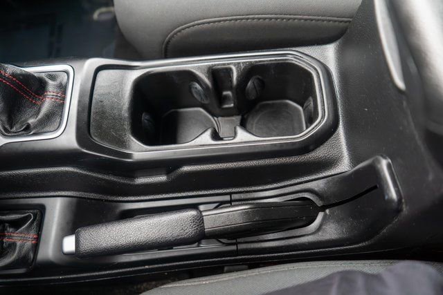 Used 2019 Jeep Wrangler Unlimited Rubicon AWD/4WD image 31
