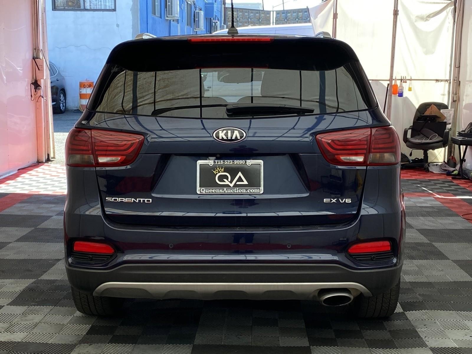 Used 2020 Kia Sorento EX image 5