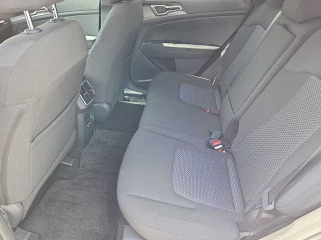 Certified 2026 Kia Sportage LX AWD/4WD image 7