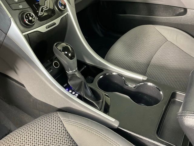 Used 2012 Hyundai Sonata GLS image 18