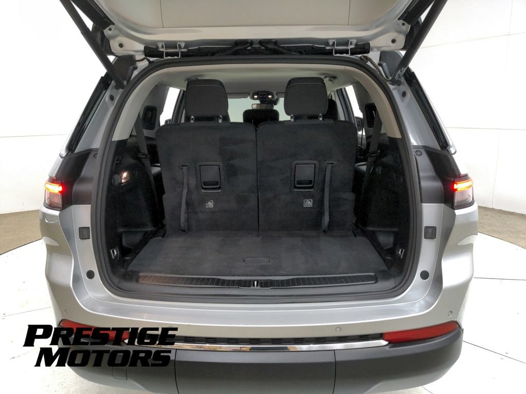 Used 2023 Jeep Grand Cherokee L Laredo w/ Luxury Tech Group I AWD/4WD image 30