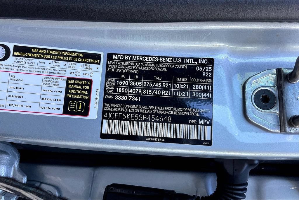 Used 2025 Mercedes-Benz GLS 450 4MATIC image 38