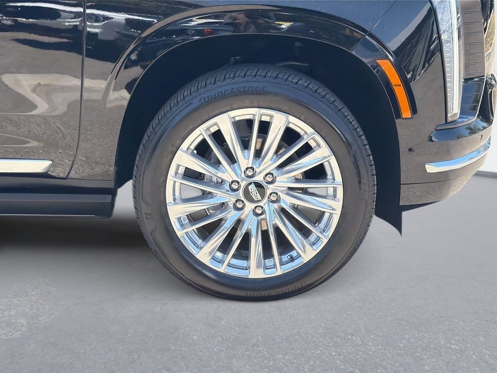 Certified 2026 Cadillac Escalade ESV Luxury RWD image 34