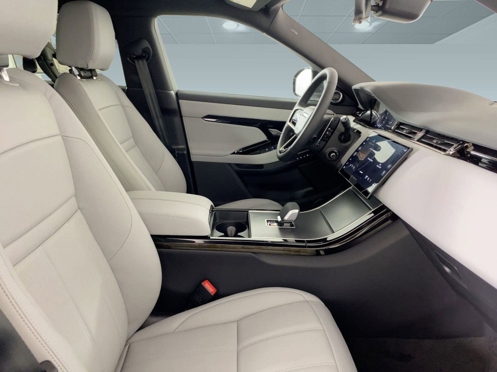 Used 2026 Land Rover Range Rover Evoque S AWD/4WD image 26