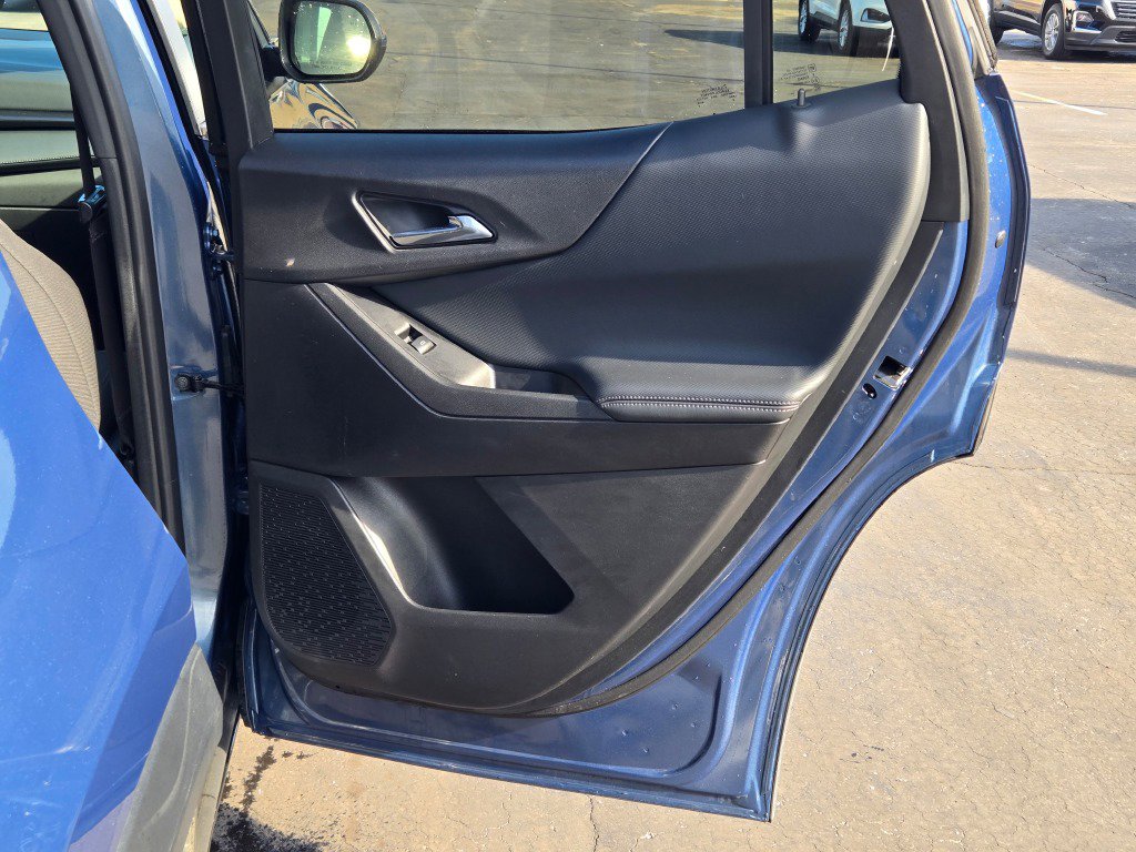 Certified 2025 Chevrolet Equinox LT FWD image 8