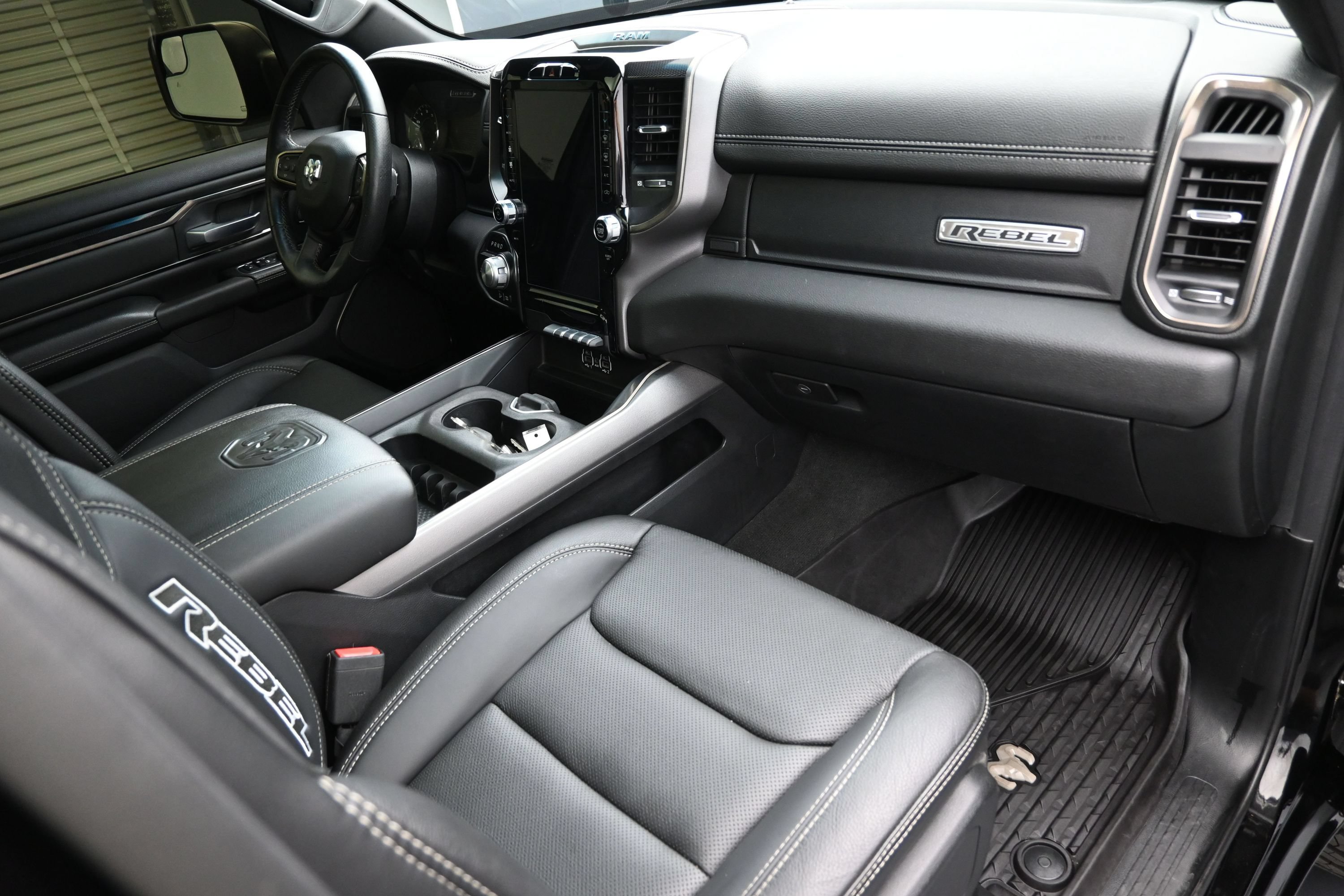 Used 2020 RAM 1500 Rebel w/ Rebel Level 2 Equipment Group AWD/4WD image 40