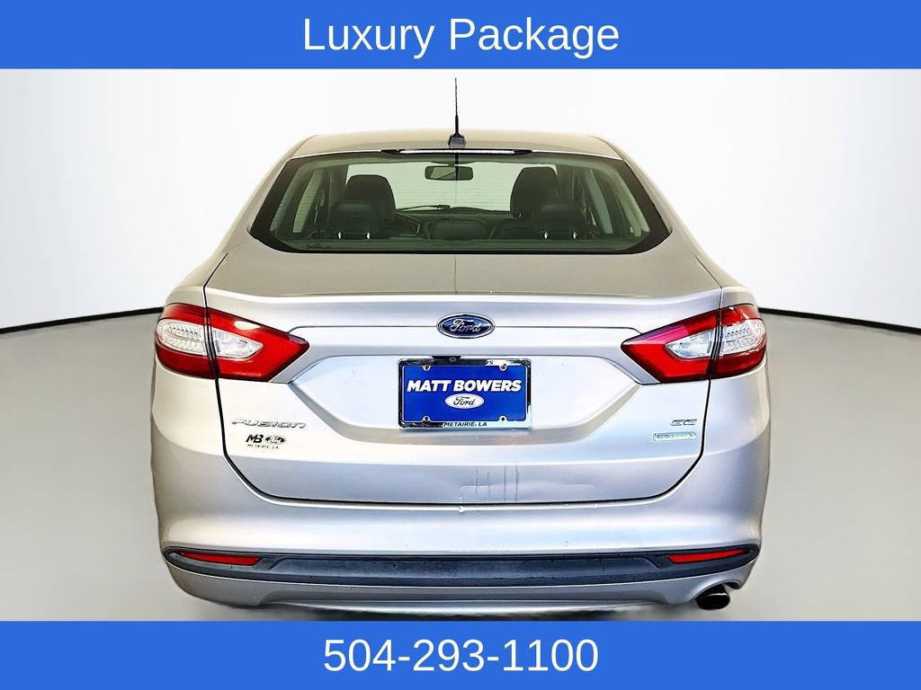 Used 2016 Ford Fusion SE w/ Equipment Group 202A image 6