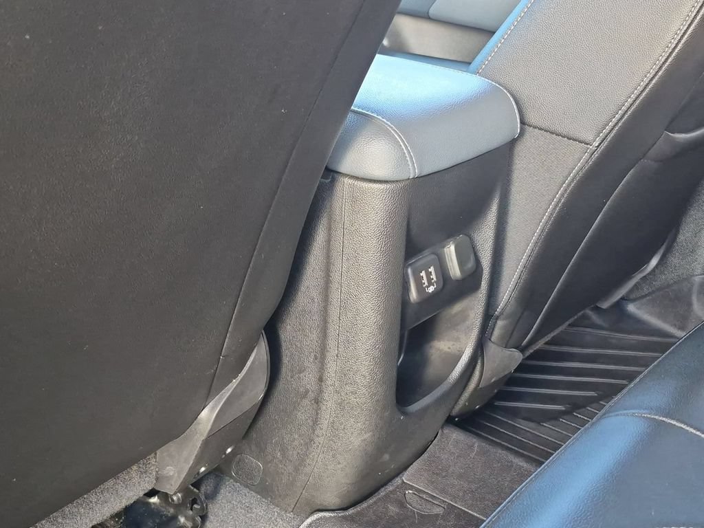 Used 2019 Chevrolet Colorado Z71 AWD/4WD image 21