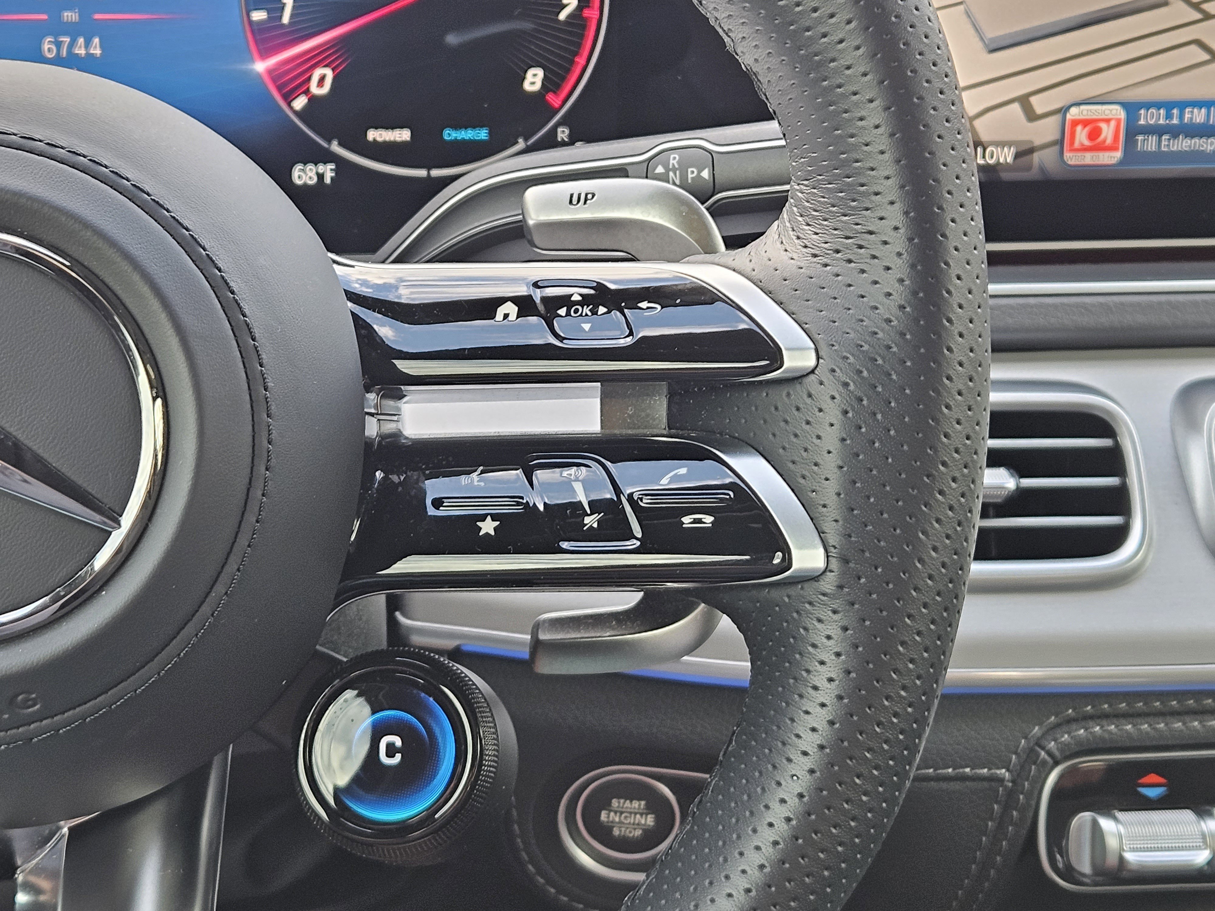 Certified 2025 Mercedes-Benz GLE 53 AMG 4MATIC image 30