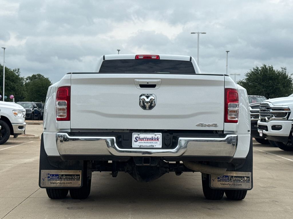 Used 2024 RAM 3500 Tradesman w/ Chrome Appearance Group AWD/4WD image 8