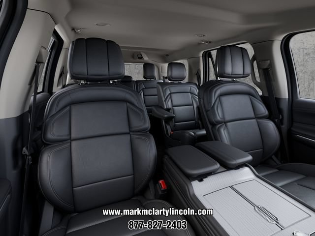 New 2027 Lincoln Navigator Premiere AWD/4WD image 10