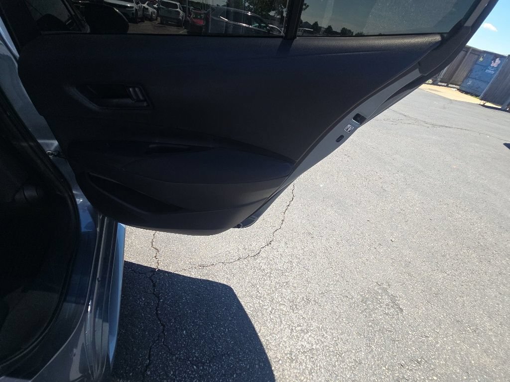 Used 2024 Toyota Corolla LE w/ LE Convenience Package FWD image 28