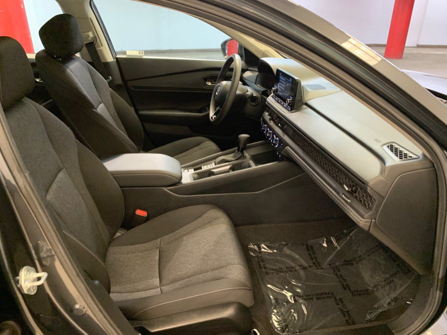 Used 2025 Honda Accord SE image 53