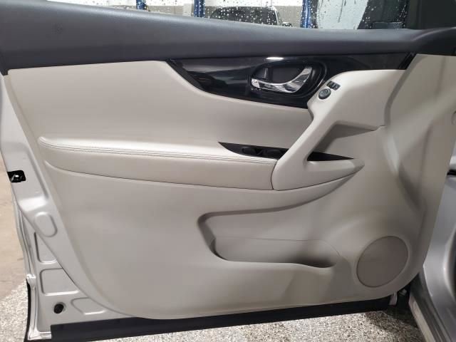 Used 2022 Nissan Rogue Sport SL image 19