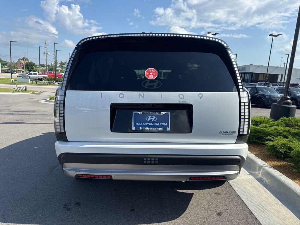 New 2026 Hyundai Ioniq 9 S image 10