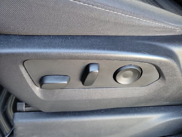 Certified 2022 Chevrolet Silverado 1500 Custom AWD/4WD image 20