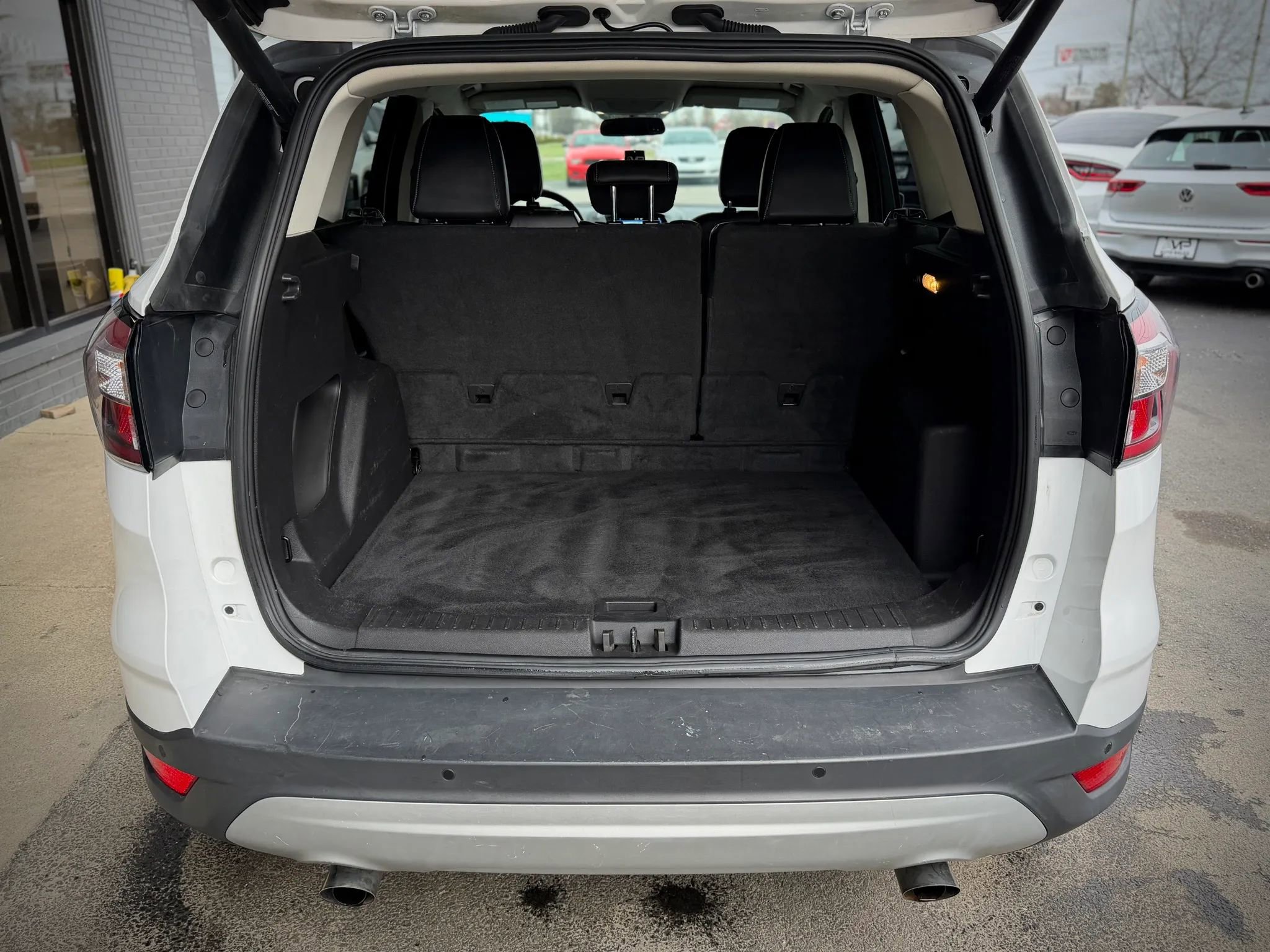 Used 2018 Ford Escape SEL image 19