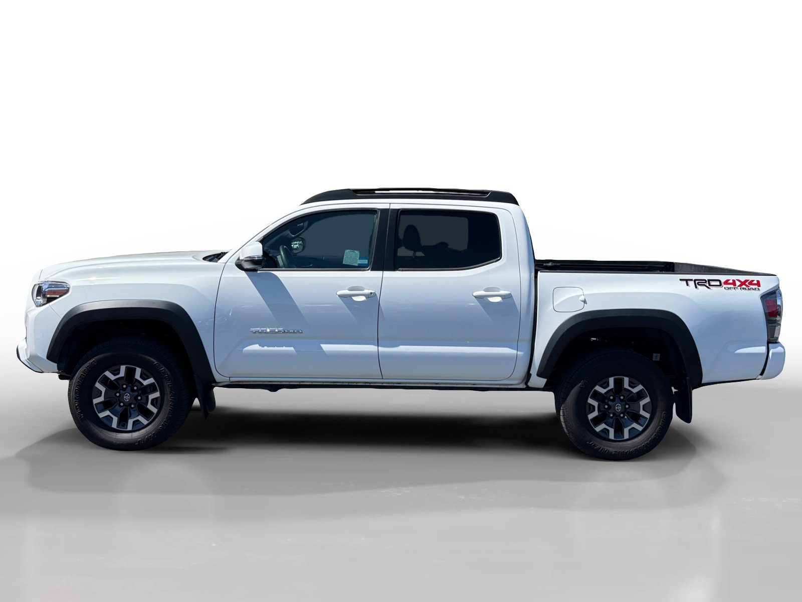 Used 2022 Toyota Tacoma TRD Off-Road w/ TRD Premium Off Road Package AWD/4WD image 2