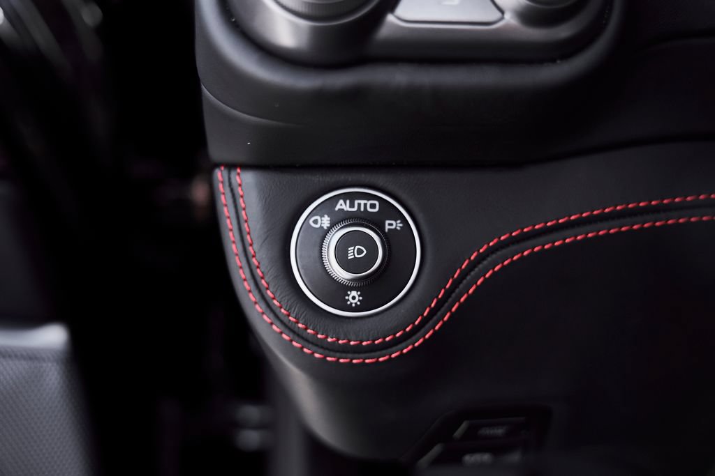 Used 2020 Ferrari Portofino RWD image 51