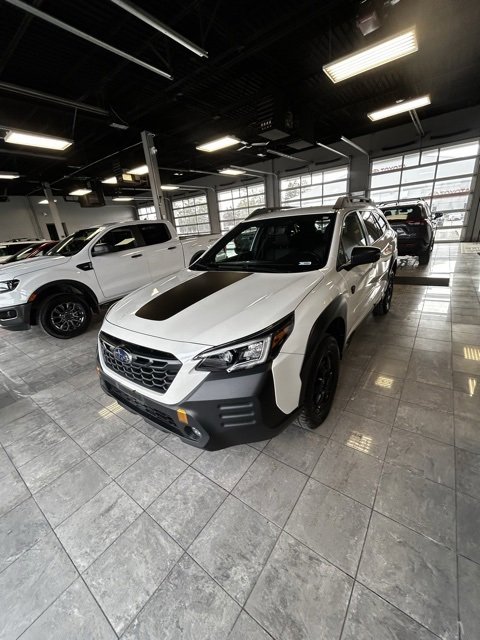 Used 2023 Subaru Outback Wilderness image 2