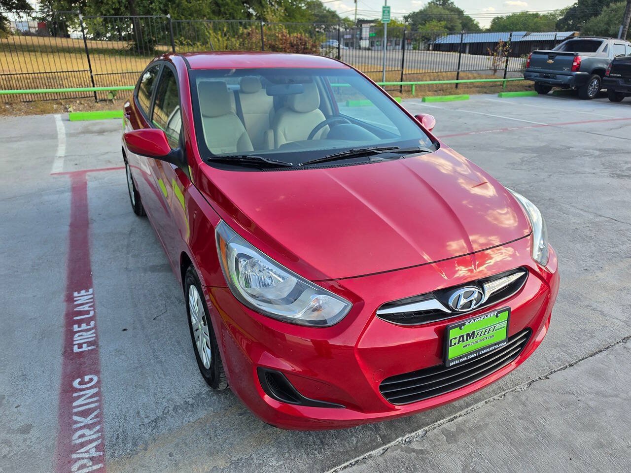 Used 2014 Hyundai Accent GLS FWD image 5