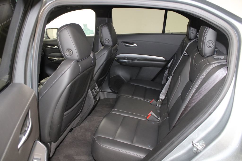 Used 2024 Cadillac XT4 Premium Luxury image 22