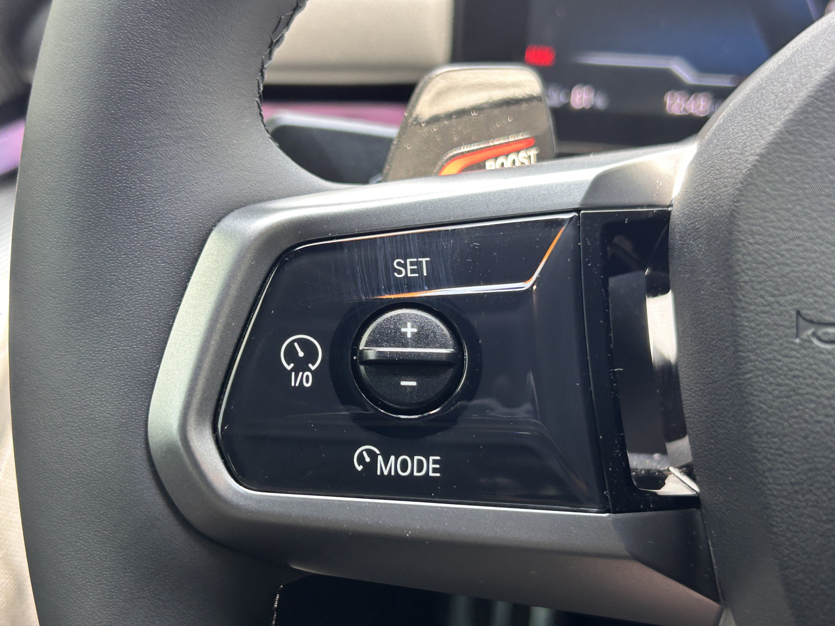 Used 2024 BMW i5 eDrive40i w/ M Sport Package RWD image 10