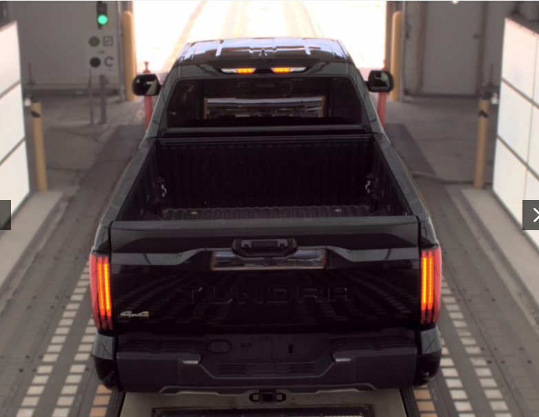 Used 2022 Toyota Tundra SR5 AWD/4WD image 7