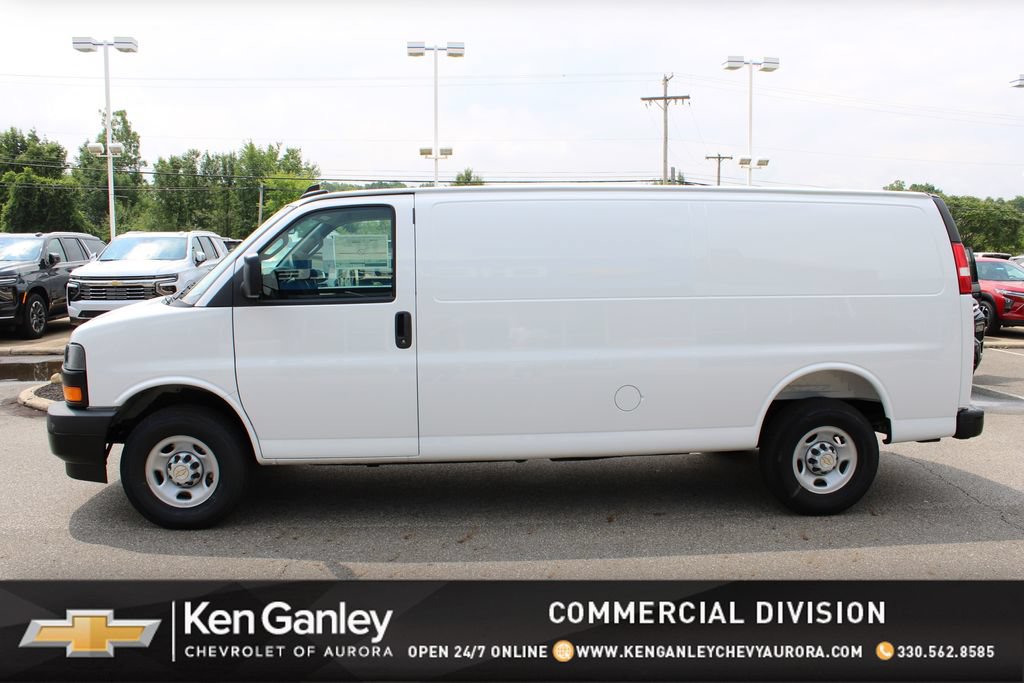 New 2026 Chevrolet Express 3500 Extended w/ Driver Convenience Package RWD image 20