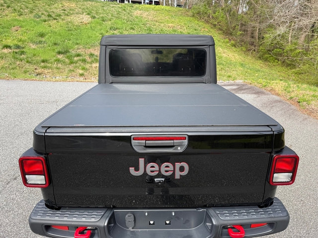 Used 2021 Jeep Gladiator Rubicon w/ Cold Weather Group image 8