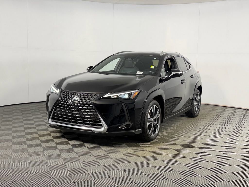 Used 2025 Lexus UX 300h AWD w/ Cold Area Package image 4