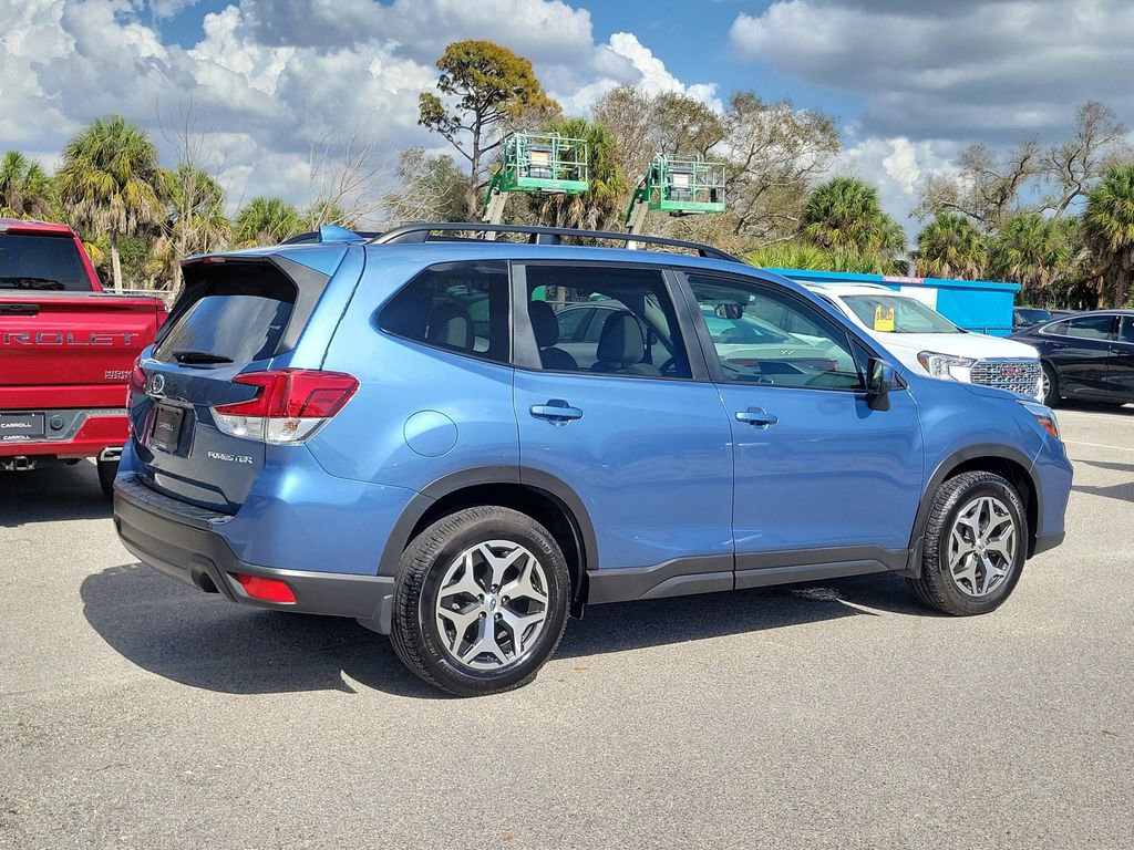 Used 2019 Subaru Forester Premium image 6