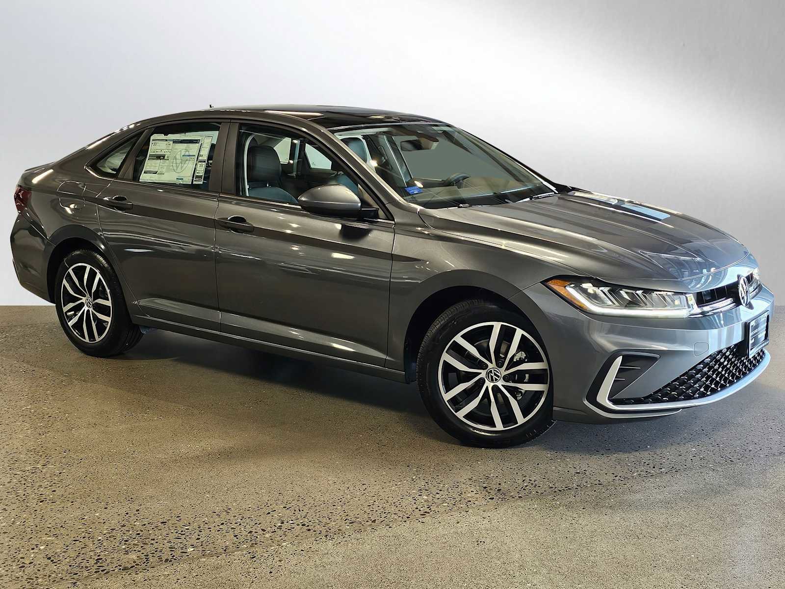 New 2025 Volkswagen Jetta SE