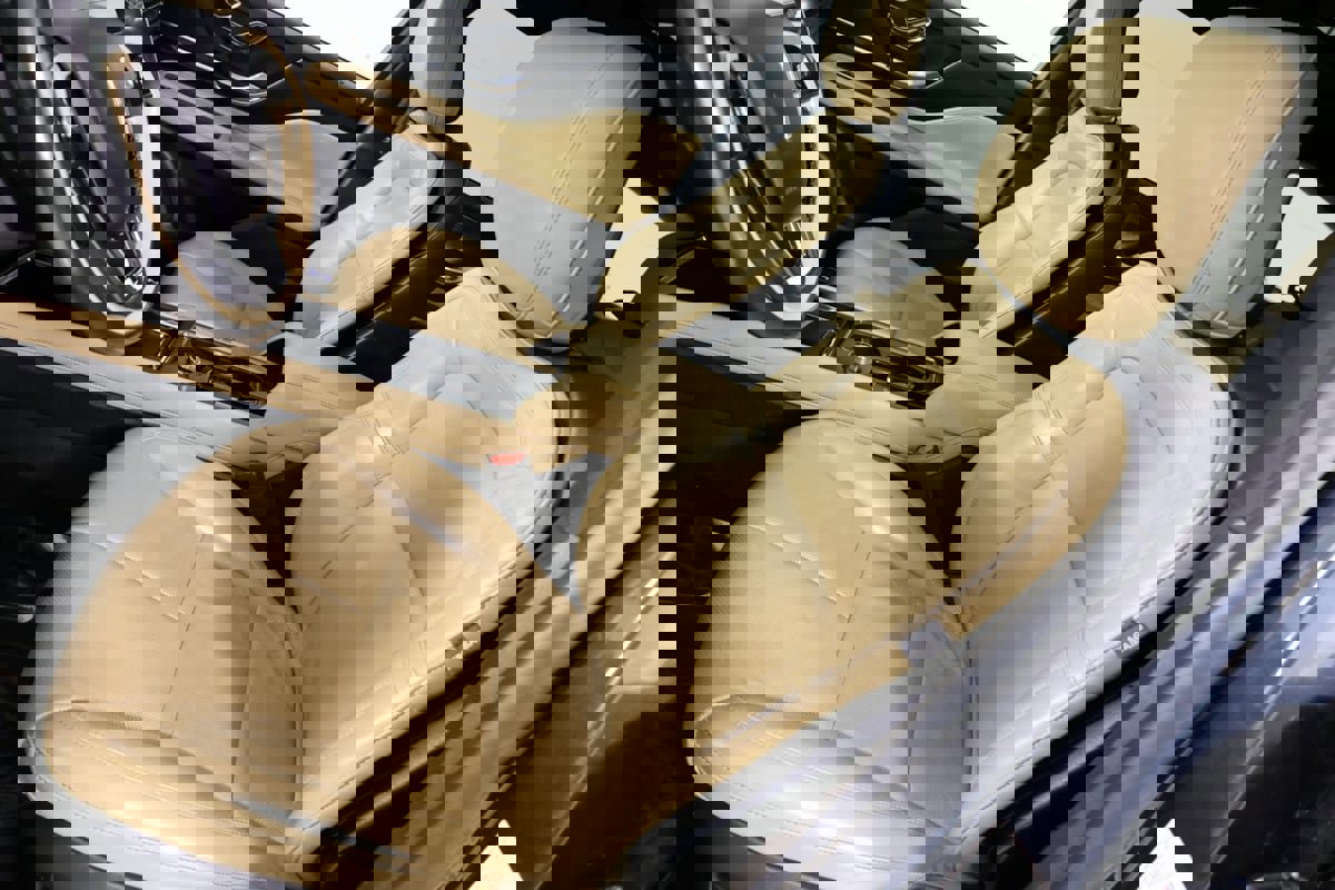 Used 2020 Lincoln Corsair Reserve w/ Equipment Group 201A image 10