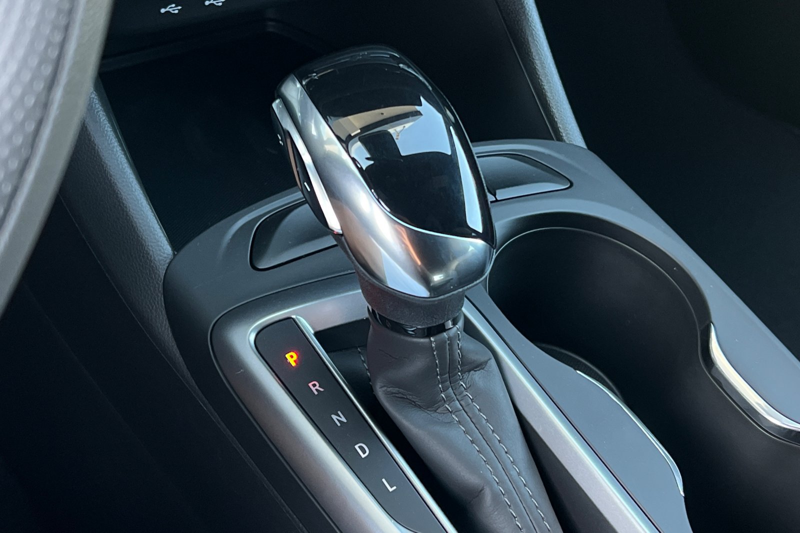 New 2026 Buick Envista Sport Touring FWD image 23