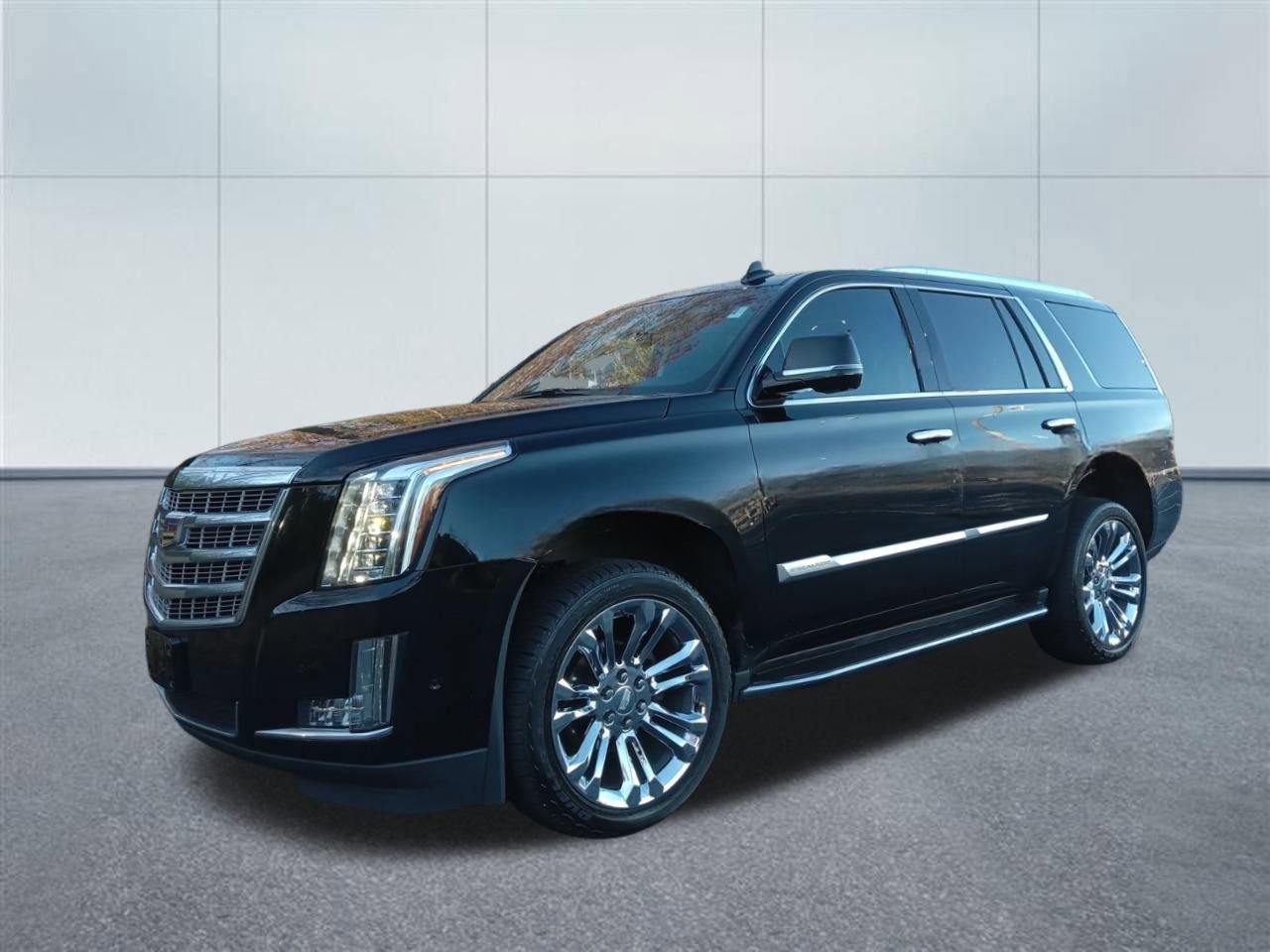 Used 2020 Cadillac Escalade Luxury w/ LPO, Radiant Package image 1