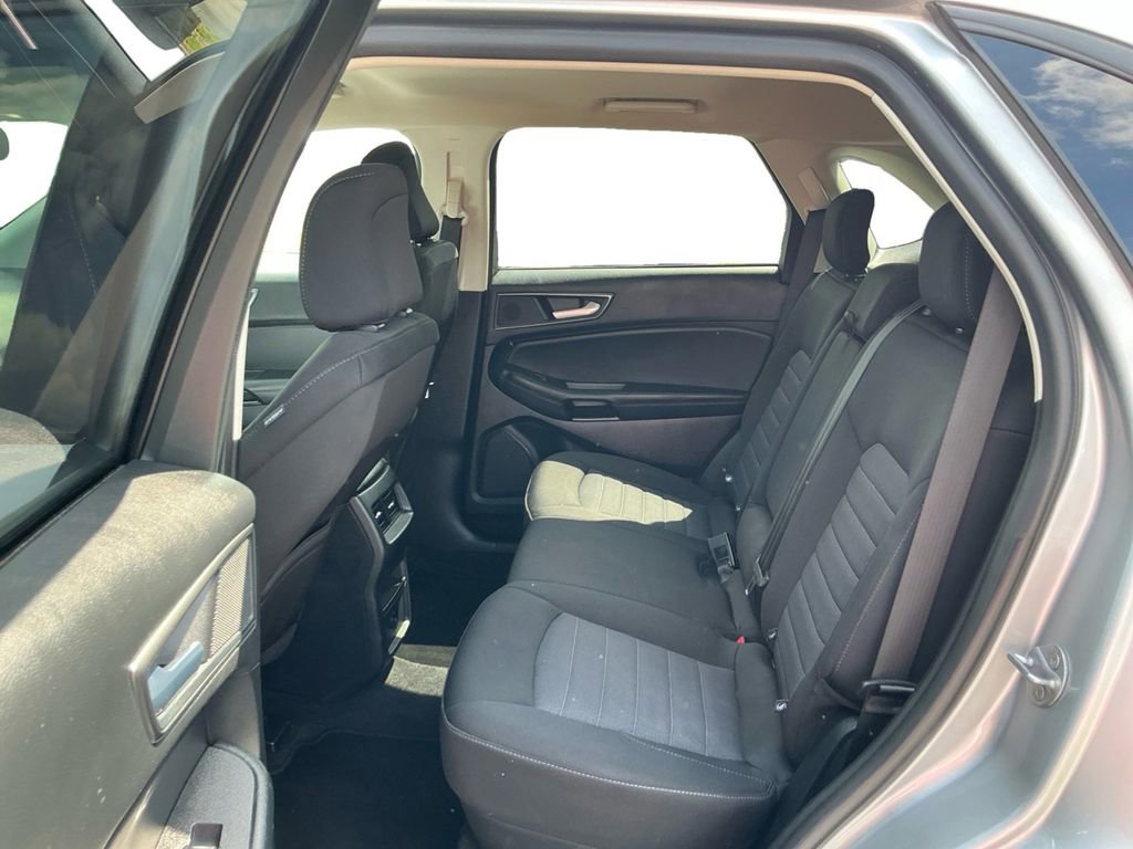 Used 2024 Ford Edge SE w/ Black Appearance Package AWD/4WD image 21