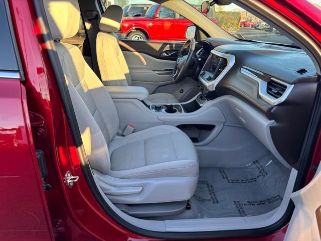 Used 2023 GMC Acadia SLE w/ Driver Convenience Package image 32