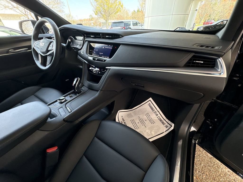 Certified 2024 Cadillac XT5 Luxury image 28