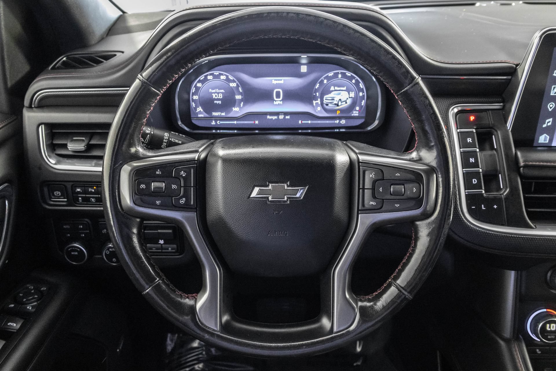 Used 2022 Chevrolet Tahoe RST w/ Luxury Package AWD/4WD image 28