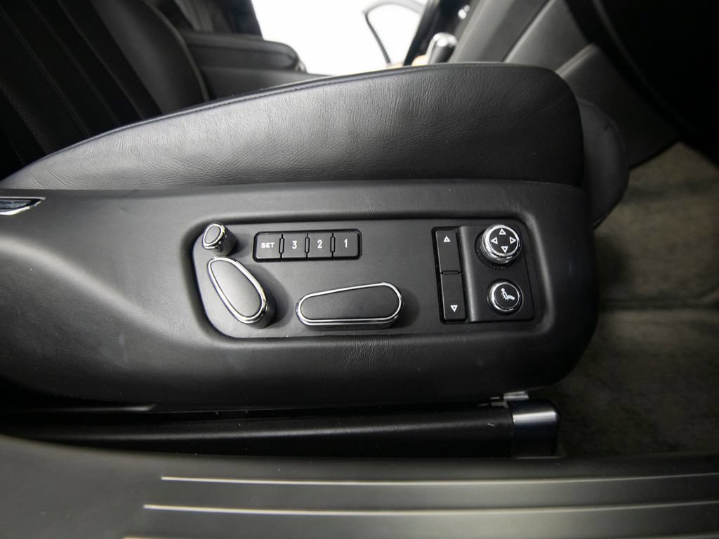 Used 2015 Bentley Flying Spur V8 AWD/4WD image 35