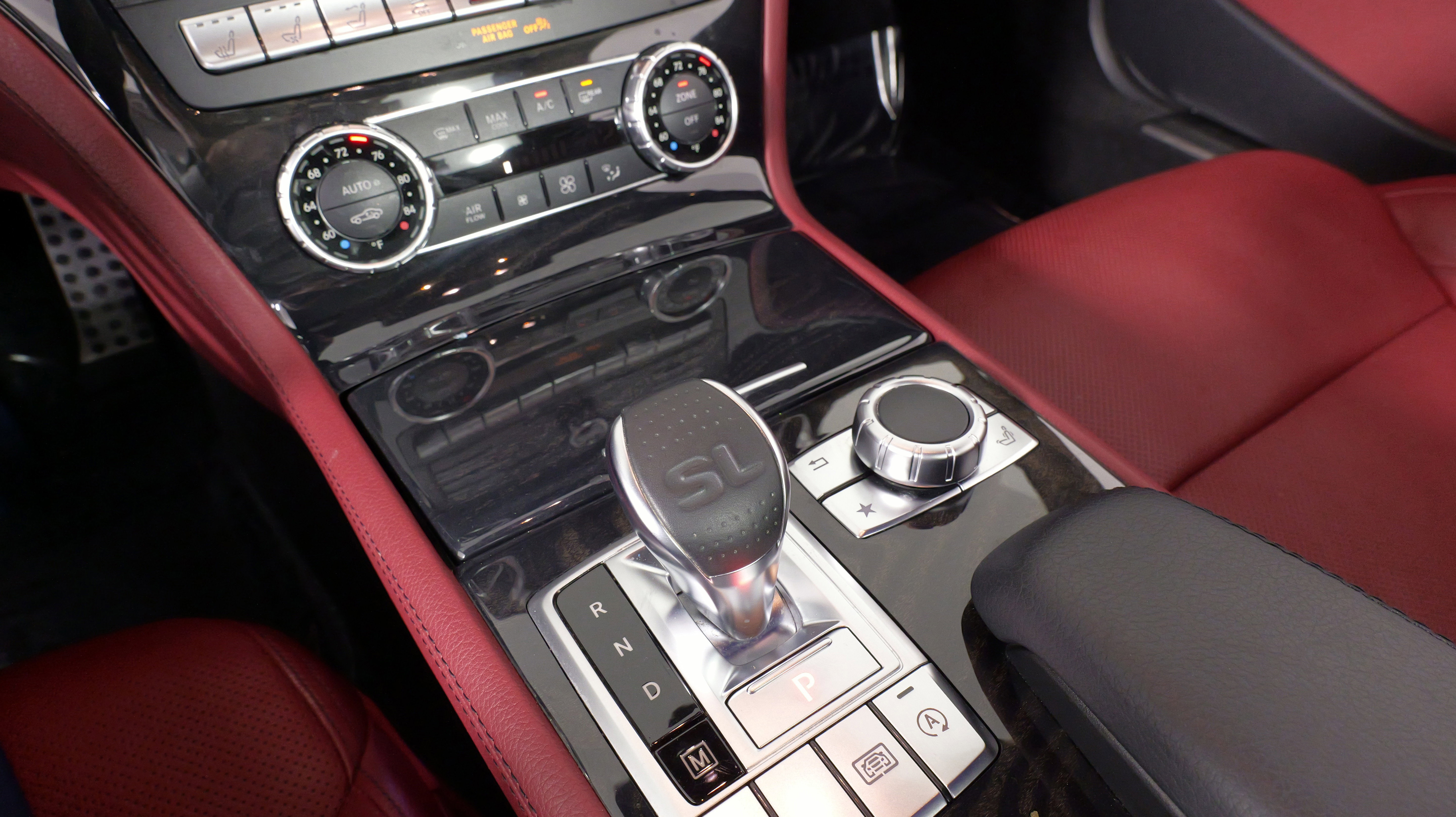 Used 2019 Mercedes-Benz SL 550 image 56