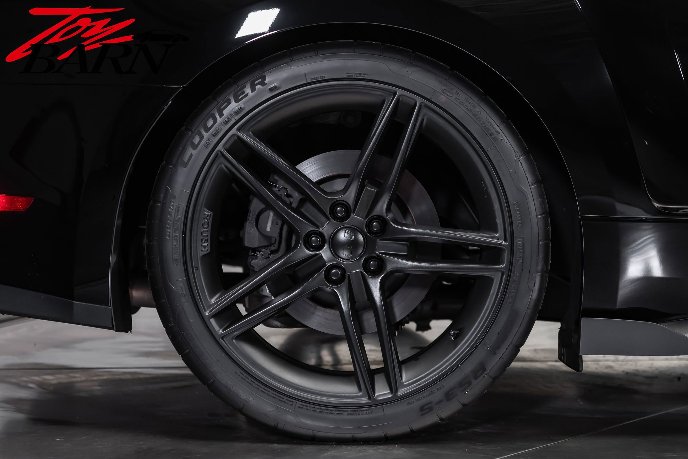 Used 2016 Ford Mustang GT Premium w/ GT Performance Package RWD image 15