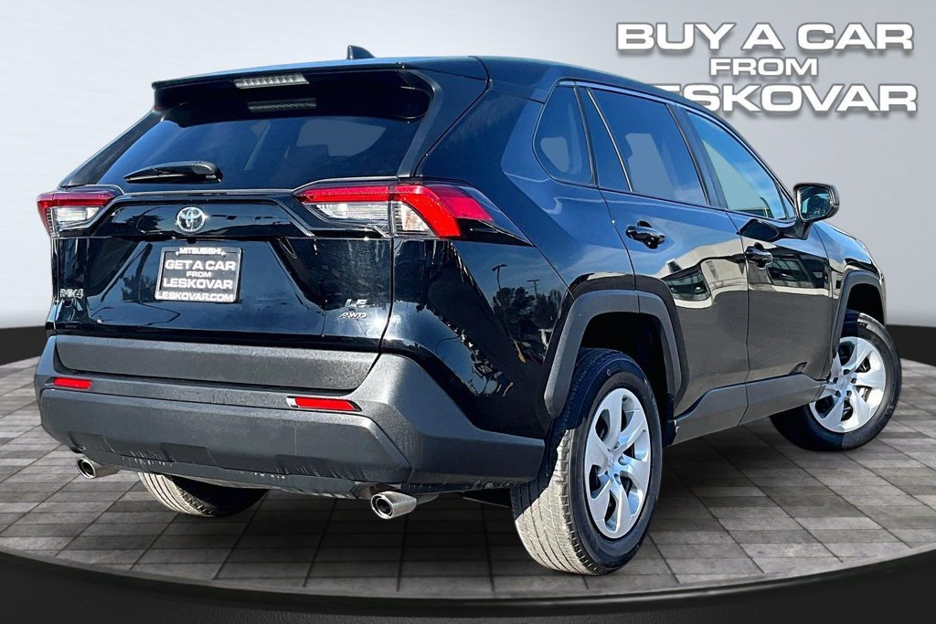 Used 2025 Toyota RAV4 LE AWD/4WD image 13