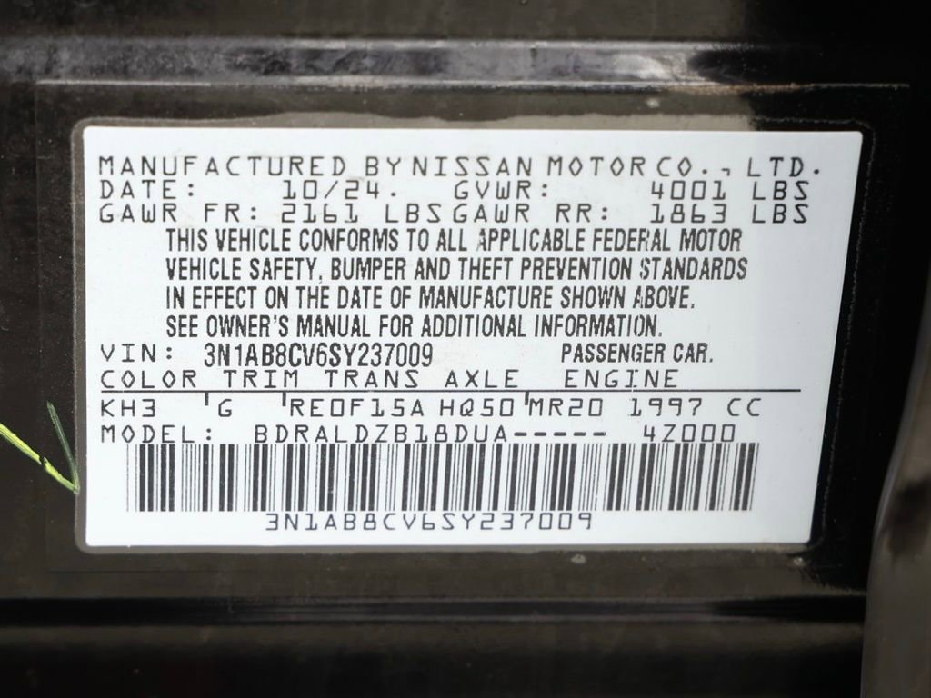 Used 2025 Nissan Sentra SV image 32
