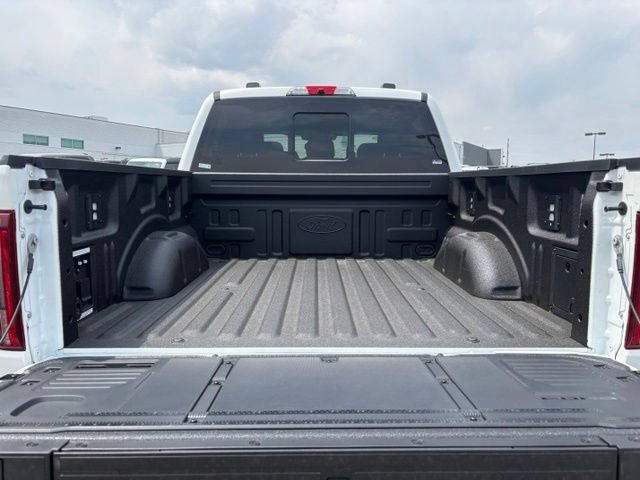 New 2026 Ford F150 Platinum w/ Equipment Group 703A Plus AWD/4WD image 17