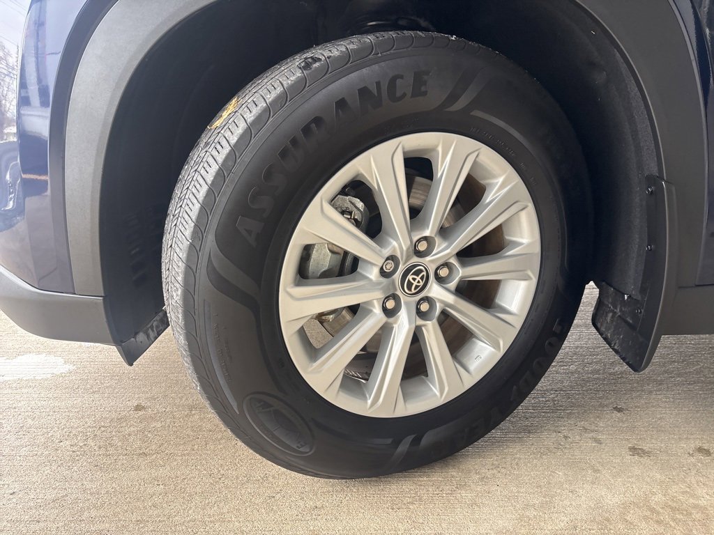 Used 2025 Toyota Grand Highlander AWD Hybrid image 40